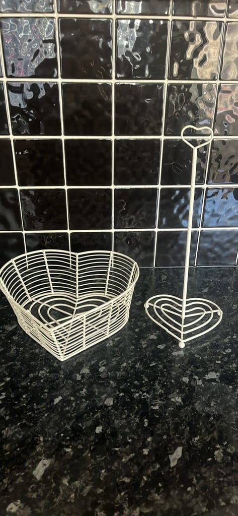 image for Fruit bowl & kitchen roll holder