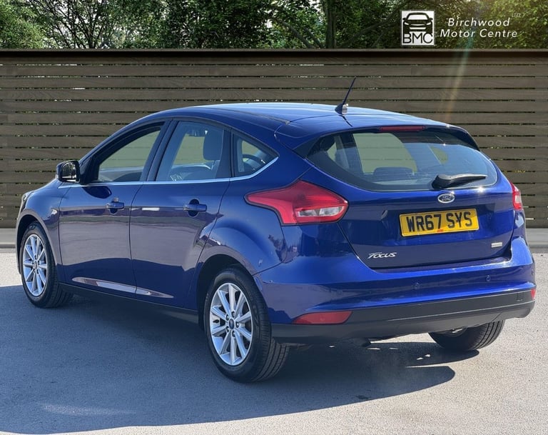 2017 Ford Focus 1.0T EcoBoost Titanium Hatchback 5dr Petrol Auto Euro 6 (s/s) (125 ps) Hatchback ...