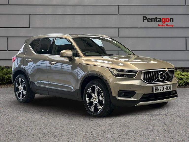 image for  Volvo Xc40 2.0 B4 Mhev Inscription Suv 5dr Petrol Hybrid Auto Euro 6 s/s 197 Ps
