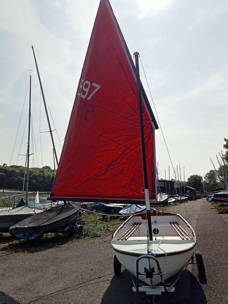 Avon Scow