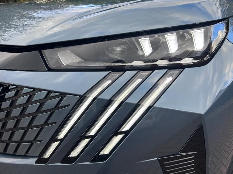 2025 Peugeot 5008 1.2 Hybrid Gt Suv 5dr Petrol Hybrid E Dsc6 Euro 6 (s/s) (136 Ps) HATCHBACK Petr...