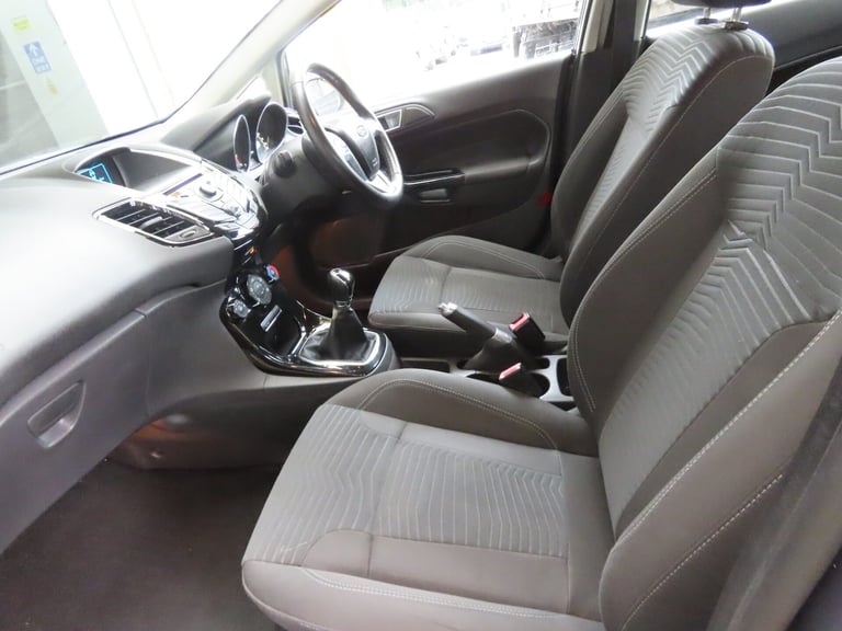 2013 Ford Fiesta ZETEC Hatchback Petrol Manual