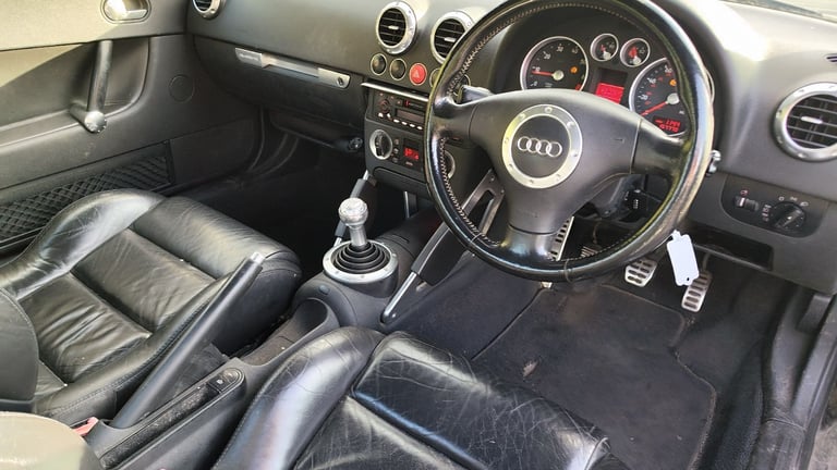 Audi TT 1.8 T 225 Quattro MK1 (May 26 mot)