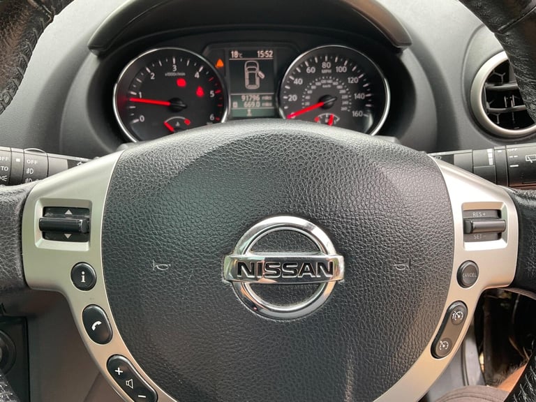 2011 Nissan Qashqai 1.5 dCi Tekna 2WD Euro 5 5dr HATCHBACK Diesel Manual