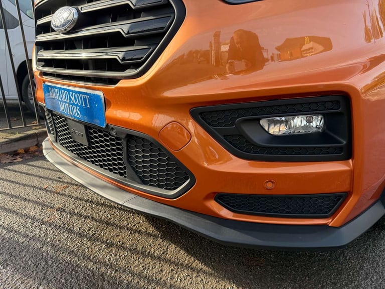 2023 Ford Transit Custom 2.0 EcoBlue 170ps Low Roof Limited Van PANEL VAN DIESEL Manual