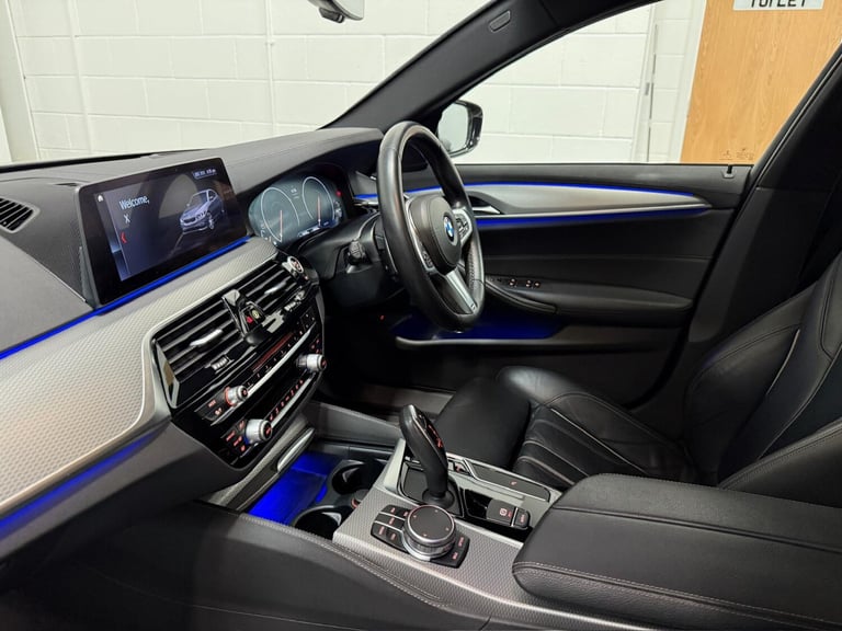 2018 BMW 5 Series 530d xDrive M Sport 4dr Auto SALOON DIESEL Automatic