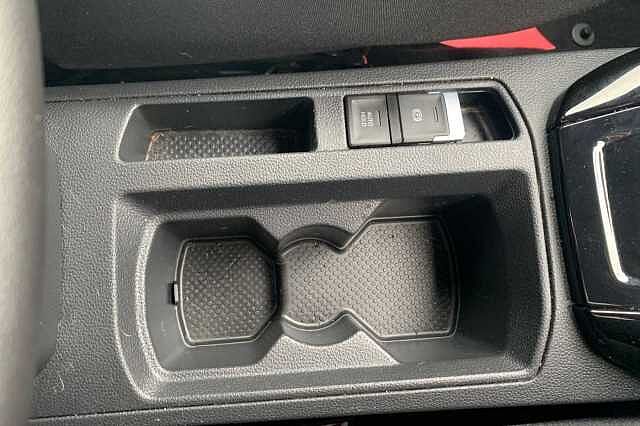 2022 Volkswagen T-Roc 1.5 TSI R-Line 5dr DSG HATCHBACK PETROL Automatic