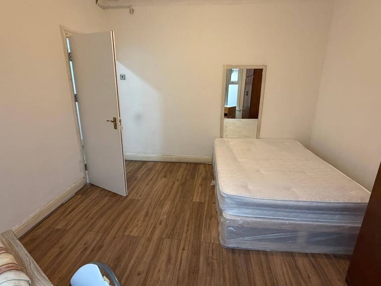 🏡 Double Room – Seven Sisters 🏡🗝