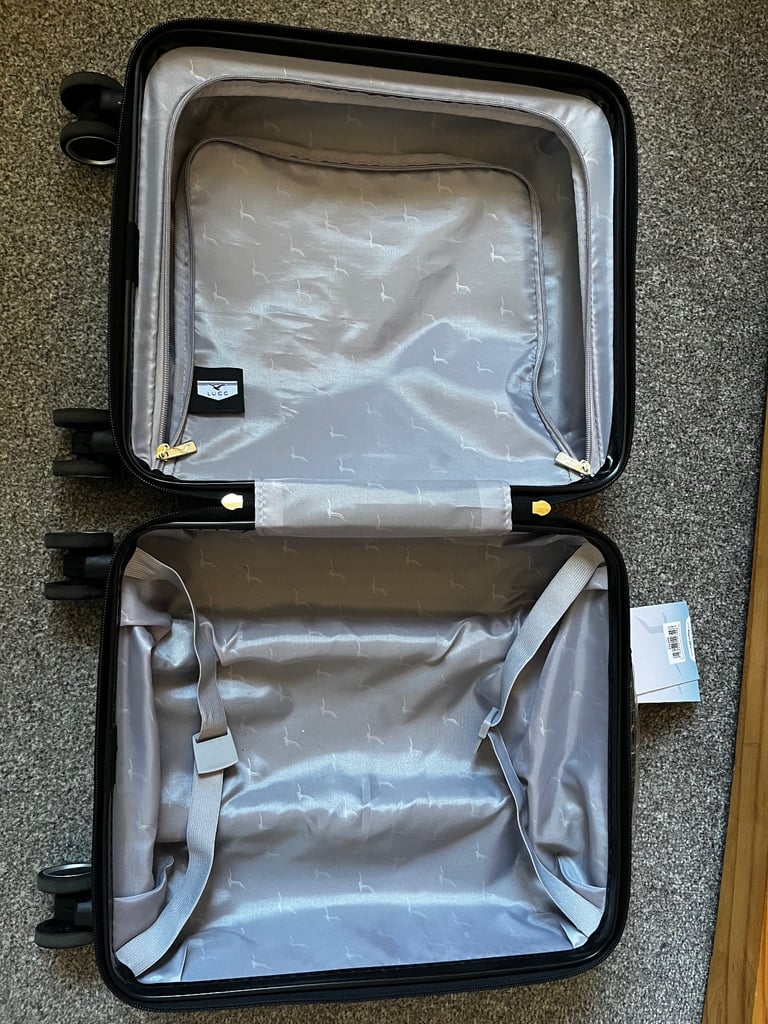 45 x 33 x 20cm Lugg cabin bag black 