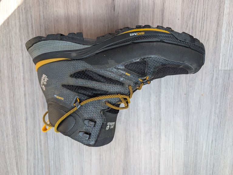 Jack Wolfskin hiking/walking boots