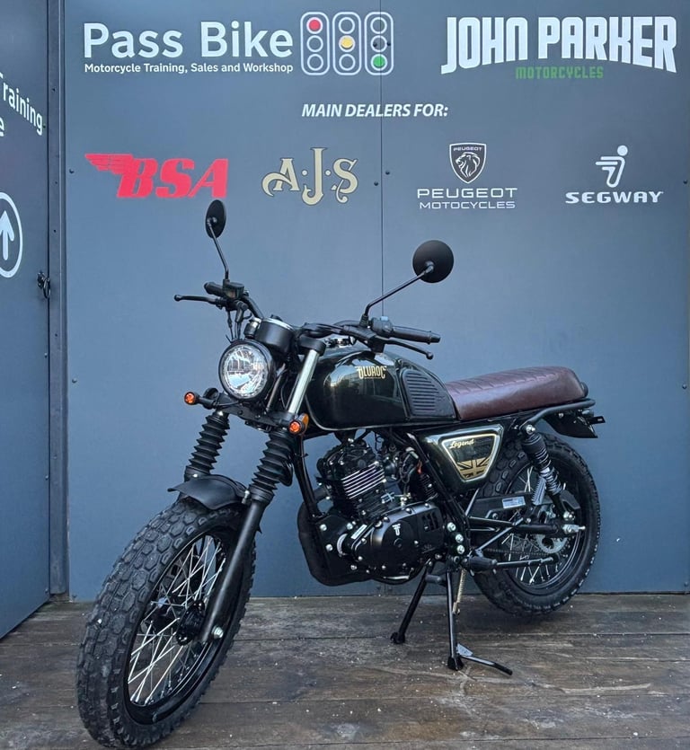 BIKE OF THE WEEK - Bluroc Legend 125cc Scrambler Motorcycle Mutt Bullit 125 