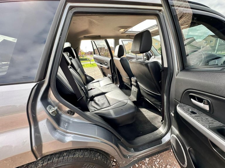 SUZUKI GRAND VITARA 2.4 VVT SZ5 Auto 4WD Euro 4 5dr 2010