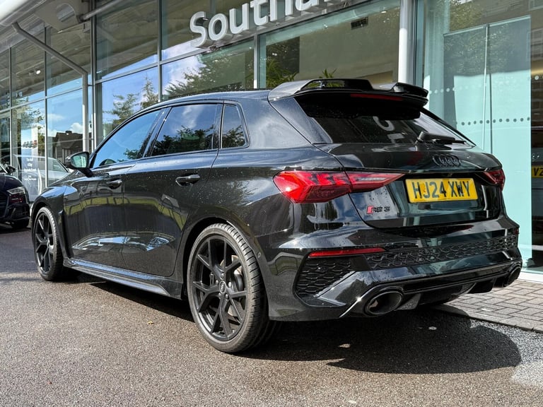  Audi RS3 2.5 TFSI Carbon Black Sportback 5dr Petrol S Tronic quattro Euro 6 (s/s) (4 Petrol Auto...