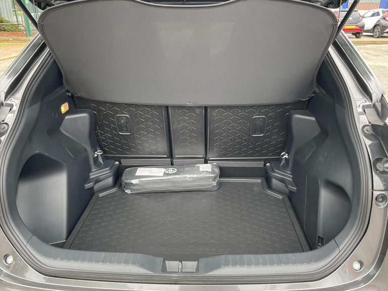 2023 Toyota Yaris 1.5 Hybrid Design 5dr CVT Estate Hybrid Automatic