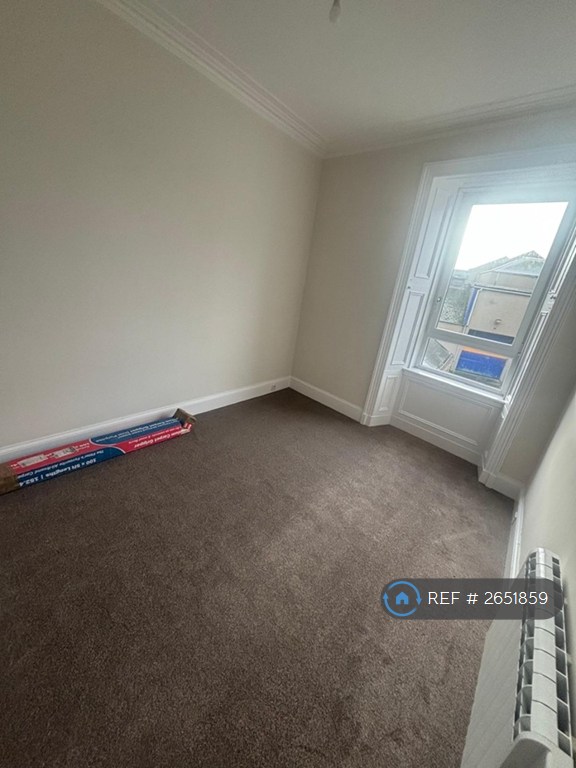 2 bedroom flat in High Street, Fraserburgh, AB43 (2 bed) (#2651859)
