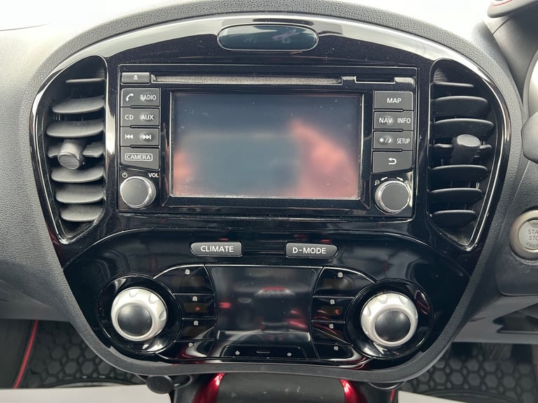 2016 Nissan Juke 1.2 DiG-T Tekna 5dr HATCHBACK Petrol Manual