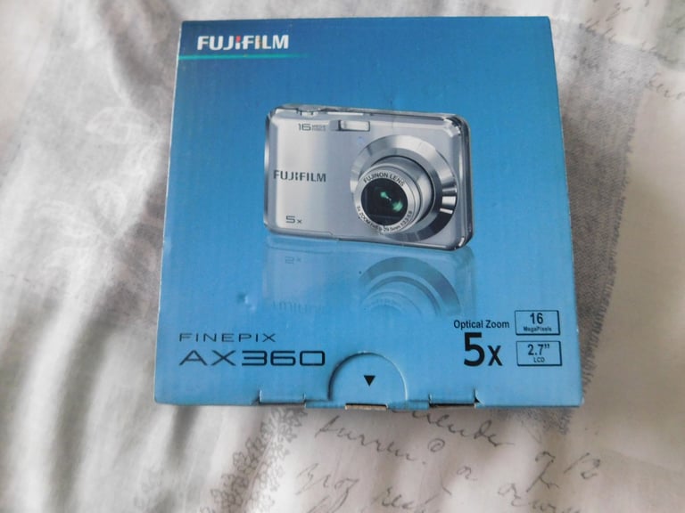 image for FujiFilm Digital Camera Finepix AX360 - Ideal Small Christmas Present
