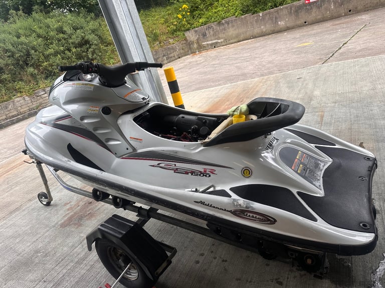 Yamaha gp1200R 2 stroke jet ski looking quick sale 