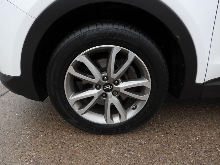 2014 Hyundai Santa Fe 2.2 CRDi Premium SUV 5dr Diesel Manual 4WD Euro 5 (7 seat) (194 bhp) ESTATE...