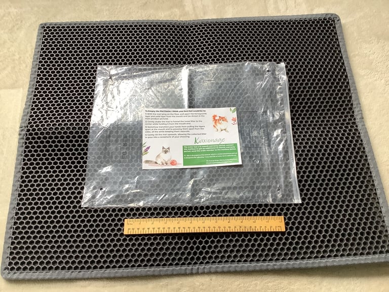KAXIONAGE CAT LITTER MAT - NEW