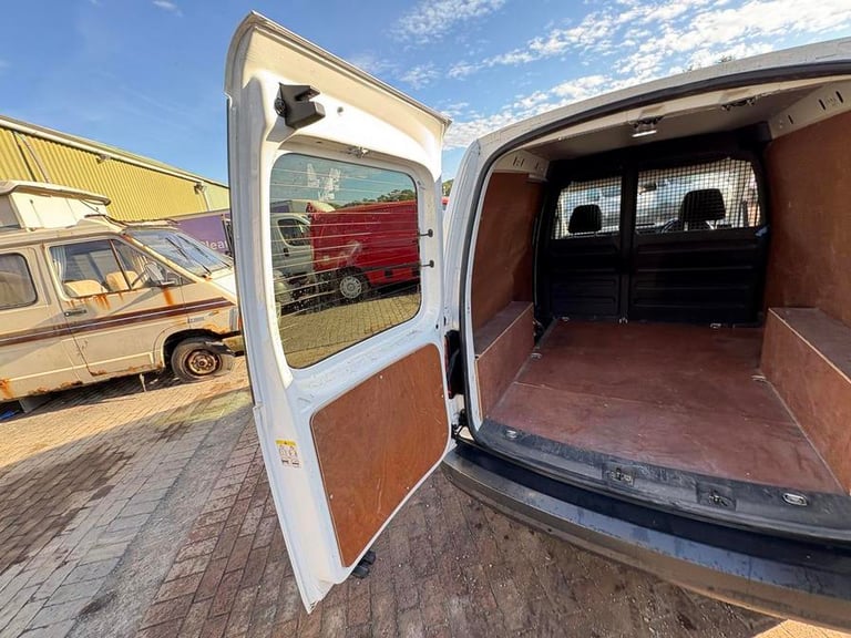 2020 Volkswagen Caddy Caddy C20 Startline TSi BlueMotion Technology Panel Van PETROL Manual