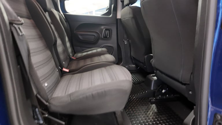 2020 Vauxhall Combo Life 1.2 Turbo 130 Energy 5dr AUTO PETROL 33000 MILES MPV Petrol Automatic