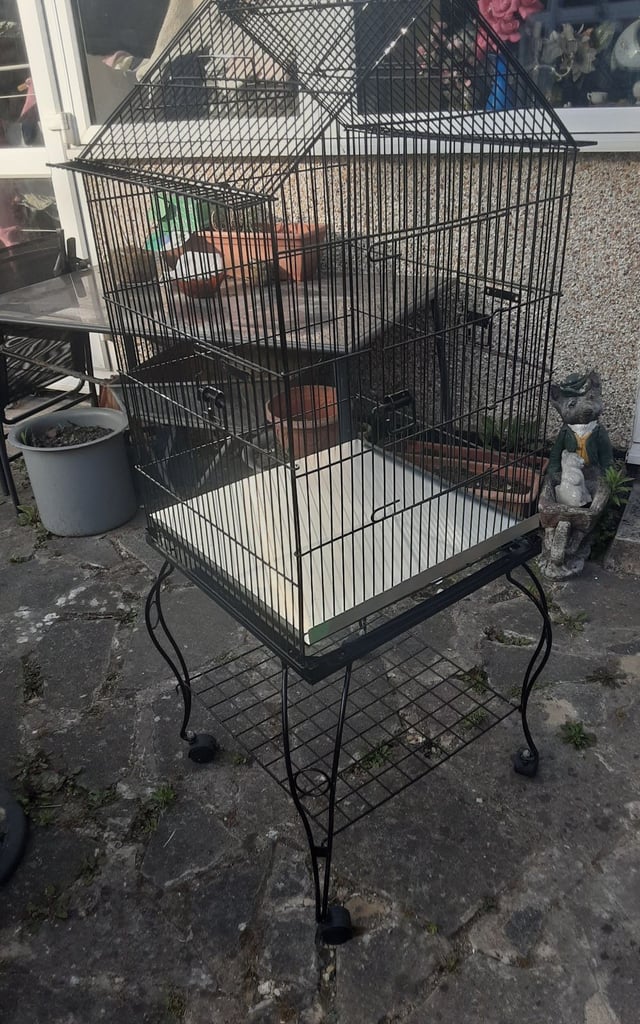 For sale a large birdcage 