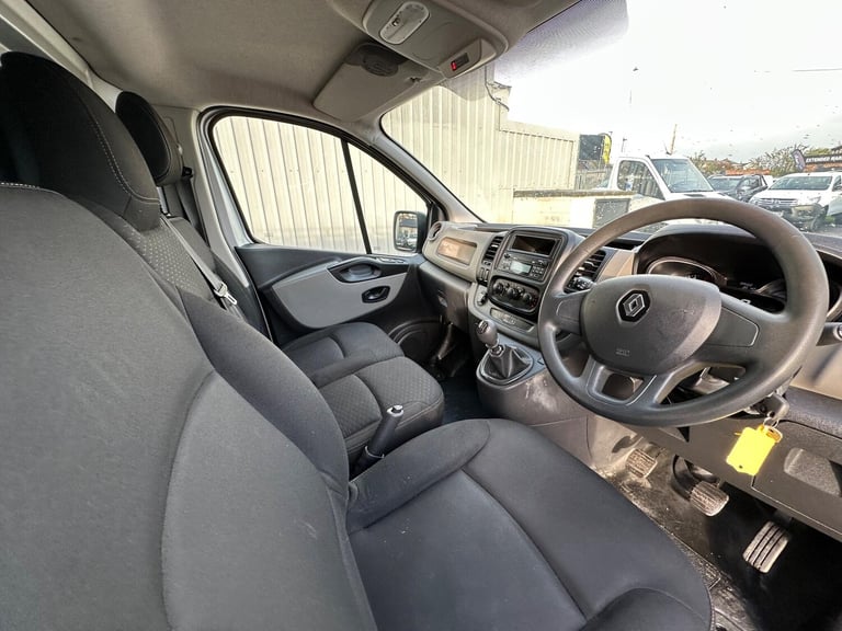 2019 Renault Trafic 1.6 dCi ENERGY 27 Business+ SWB Standard Roof Euro 6 (s/s) 5dr PANEL VAN Dies...