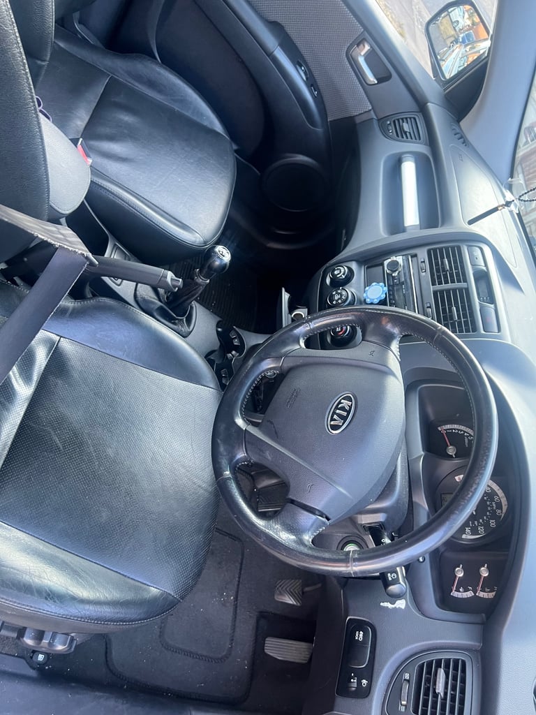 Kia, SPORTAGE, Estate, 2009, Manual, 1975 (cc),5 doors - Image 11