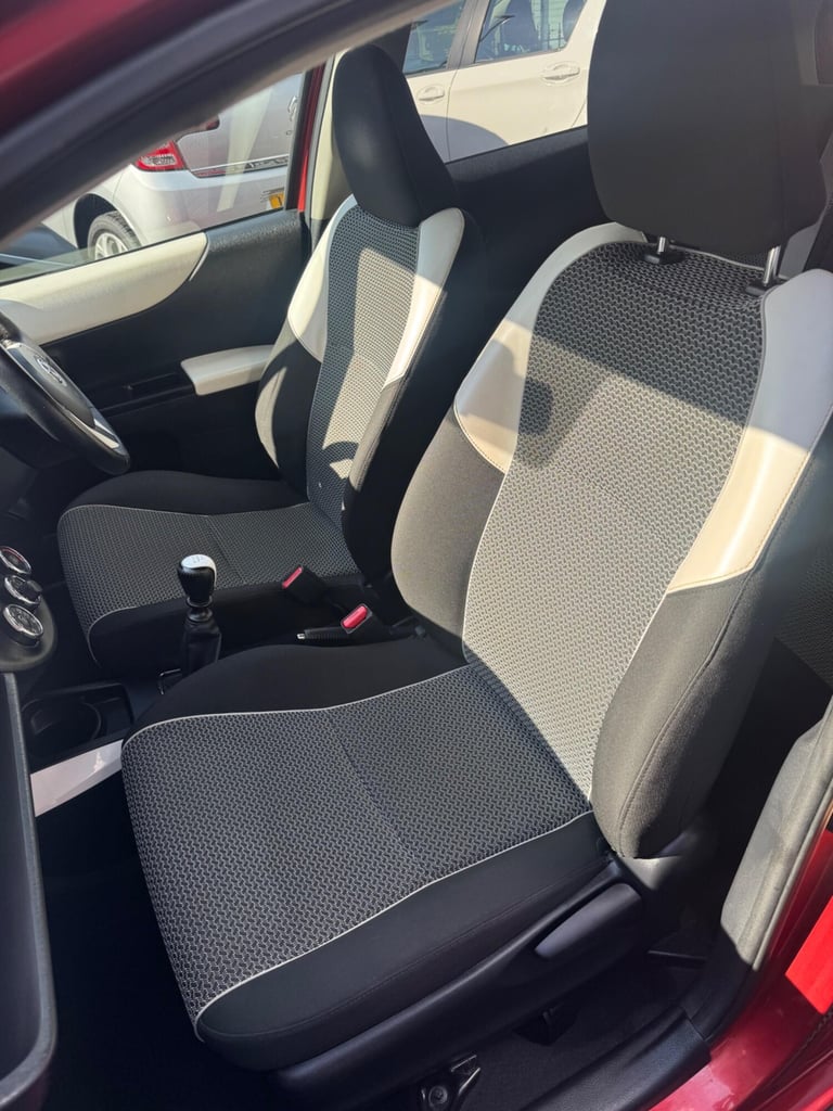 2013 Toyota Yaris 1.33 Dual VVT-i Trend Euro 5 5dr HATCHBACK Petrol Manual