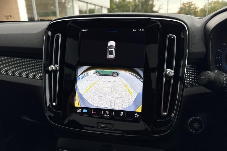 2022 Volvo XC40 2.0 B4 MHEV Ultimate SUV 5dr Petrol Hybrid DCT Auto Euro 6 (s/s) (197 ps) ESTATE ...