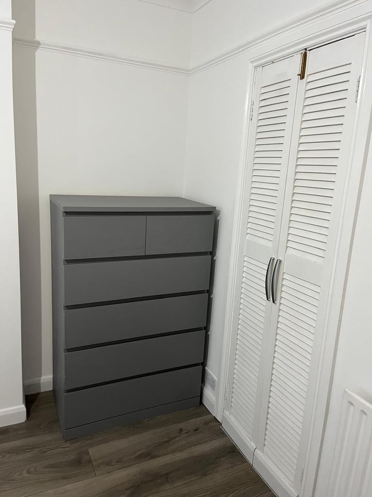 Large double room with garden access - All Bills included
