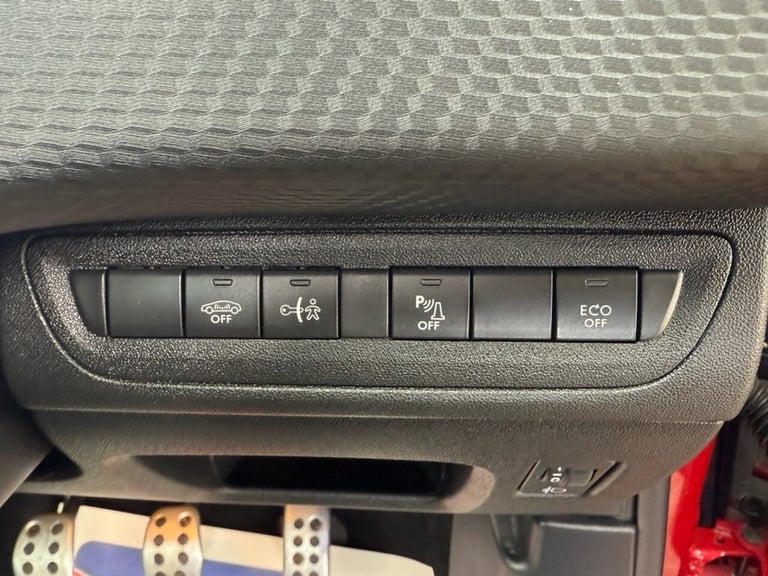 2017 Peugeot 2008 1.6 BlueHDi GT Line SUV 5dr Diesel Manual Euro 6 (s/s) (120 ps) HATCHBACK Diese...