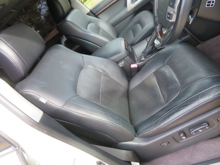 2014 Toyota Landcruiser Amazon ZX 4.6 V8 Petrol 8 Seater 4x4 Petrol Automatic
