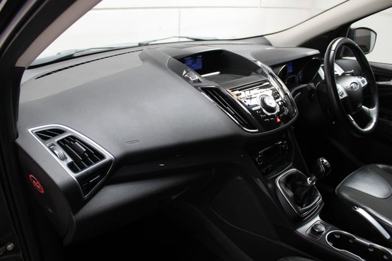 2014 Ford Kuga 2.0 TDCi Titanium SUV 5dr Diesel Manual 2WD Euro 5 (140 ps) HATCHBACK Diesel Manual