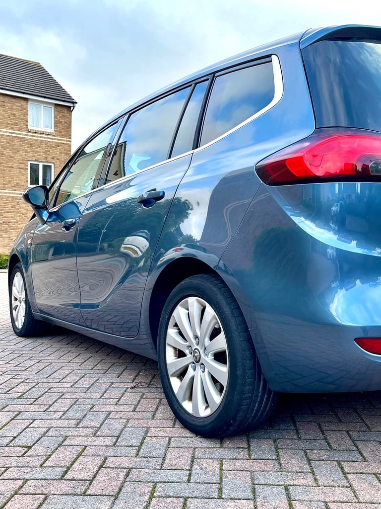 2015 VAUXHALL ZAFIRA TOURER SE CDTI 2.0 DIESEL 7 SEATER MPV BLUE