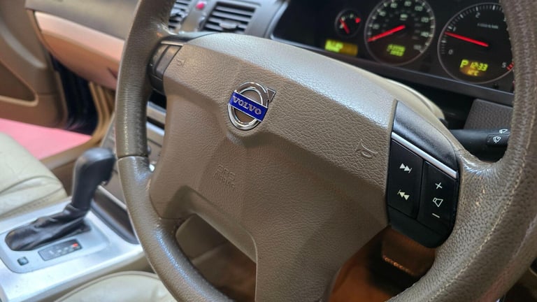 2009 Volvo XC90 2.4 D5 SE Volvo Ocean Race Geartronic AWD 5dr ESTATE Diesel Automatic