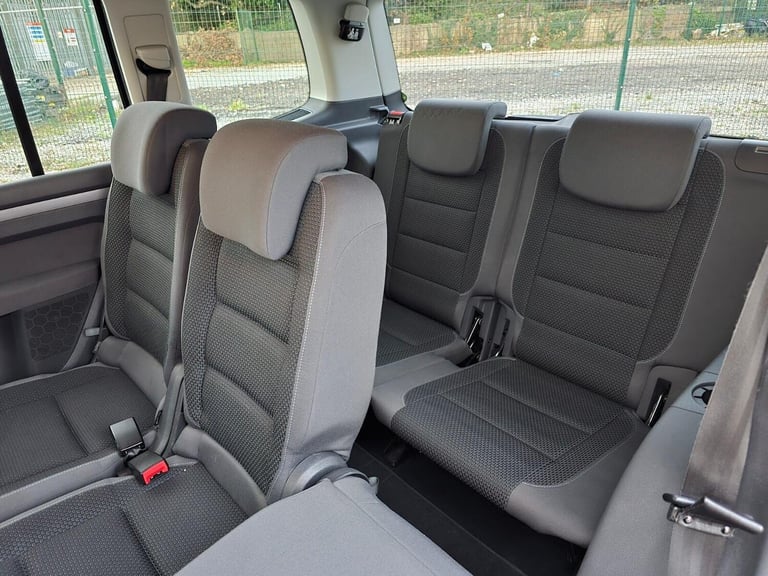 2012 Volkswagen Touran 1.4 TSI BlueMotion Tech SEL DSG Euro 6 (s/s) 5dr MPV Petrol Automatic