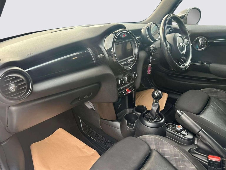 2016 MINI Convertible 1.5 Cooper D Euro 6 (s/s) 2dr CONVERTIBLE Diesel Manual