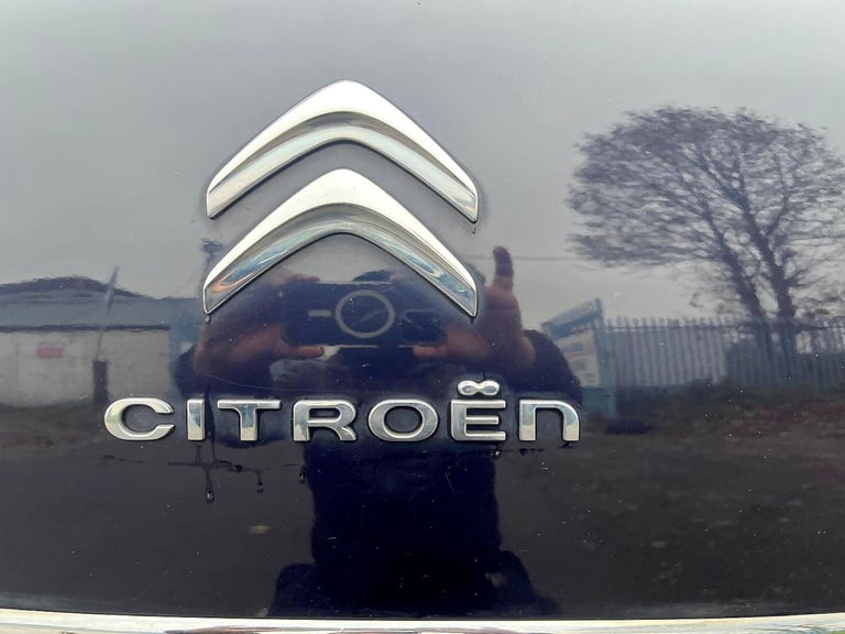 2013 Citroen C3 1.2 VTi Selection Euro 5 5dr Petrol