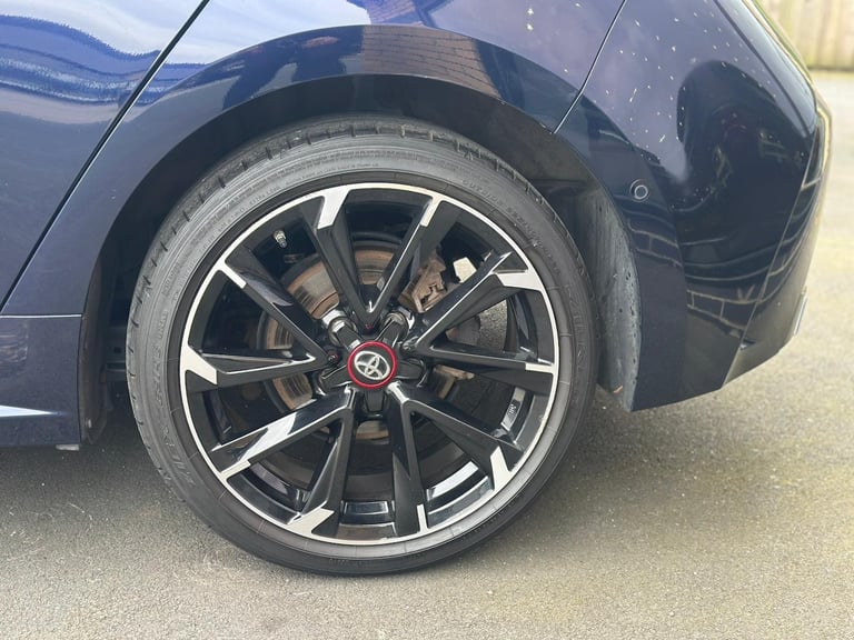 2022 Toyota Corolla 2.0 VVT-i Hybrid GR Sport 5dr CVT HATCHBACK Petrol/Electric Hybrid Automatic