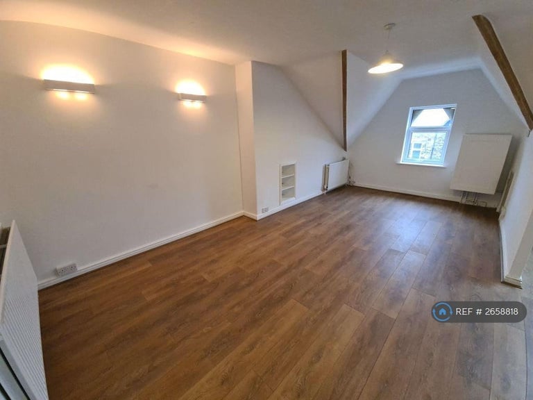 image for 1 bedroom flat in Ingledew Crescent, Leeds, LS8 (1 bed) (#2658818)