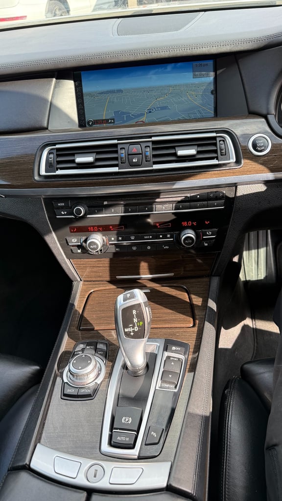 2012 BMW 7 Series 730d SE Luxury Edition 4dr Auto , No VAT SALOON Diesel Automatic