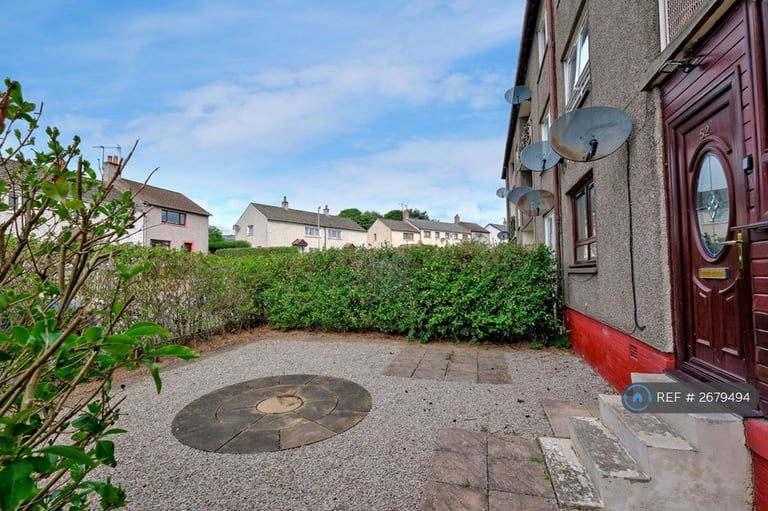 2 bedroom flat in Northfield, Aberdeen, AB16 (2 bed) (#2679494)