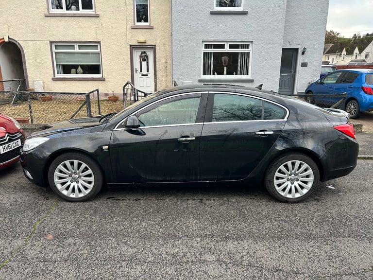 Vauxhall, INSIGNIA, Hatchback, 2011, Other, 1956 (cc), 5 doors
