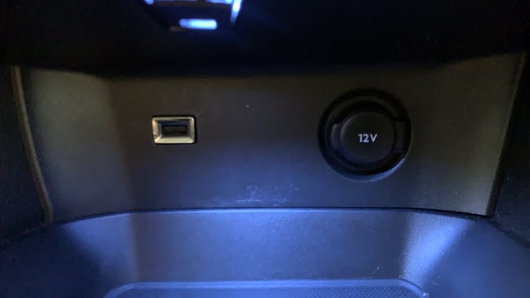 2022 Peugeot 3008 1.2 PureTech Allure SUV 5dr Petrol Manual Euro 6 (s/s) (130 ps) SUV Petrol Manual