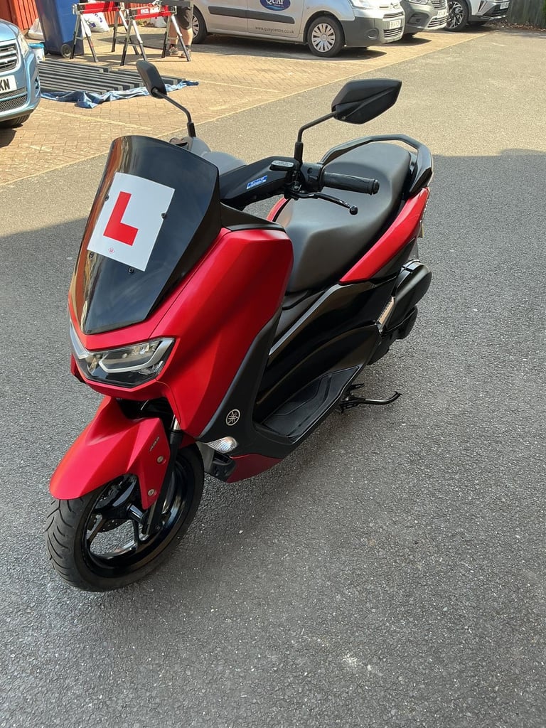 Yamaha NMAX 125 