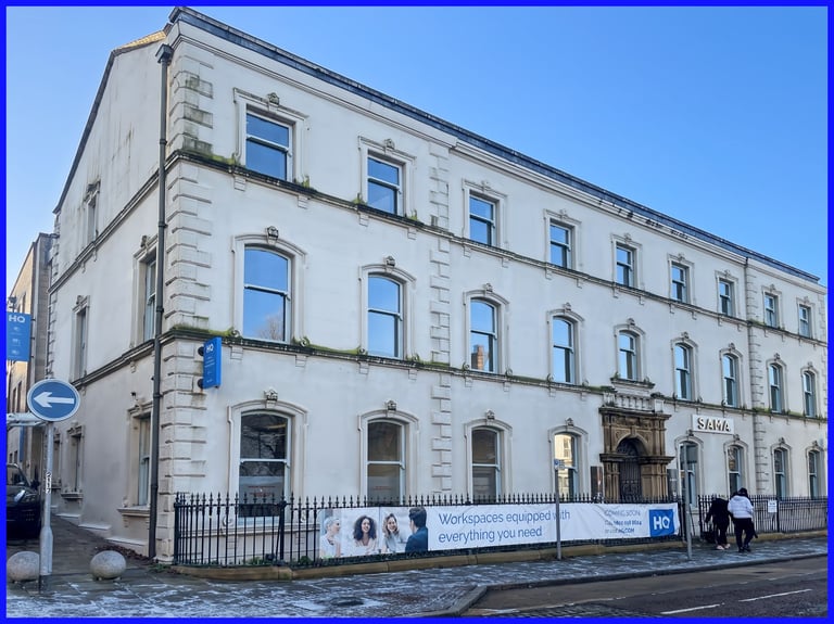 Blackburn - BB2 2DH, Find office space in HQ Blackburn, Kings Court for 1 person