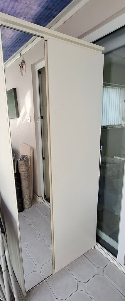 image for Single wardrobe