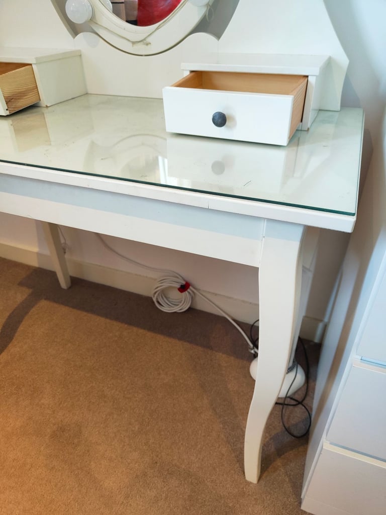 Ikea dressing table White vanity makeup mirror Hollywood lights